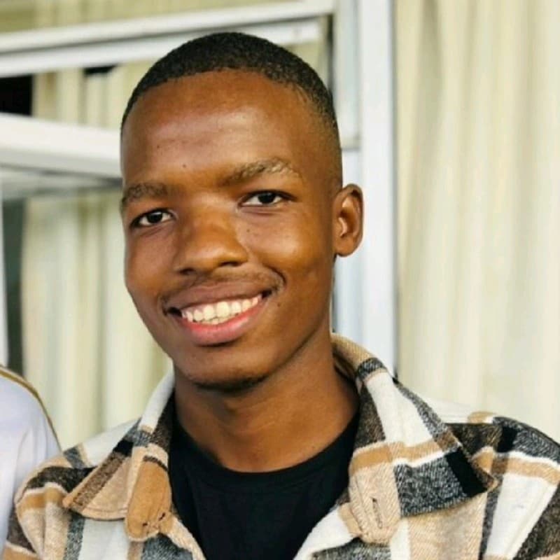 Tshepo Shiburi